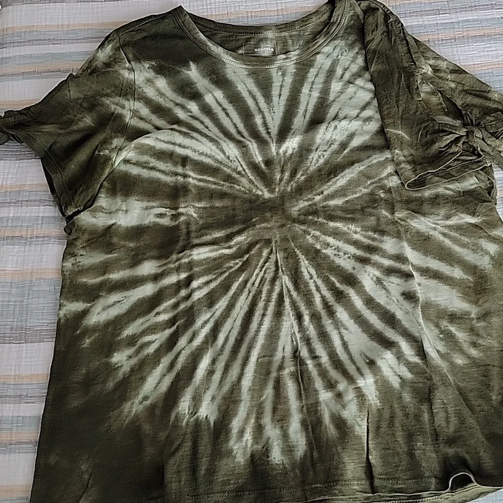 Casual Shirt Bundle - Picture 10 of 13